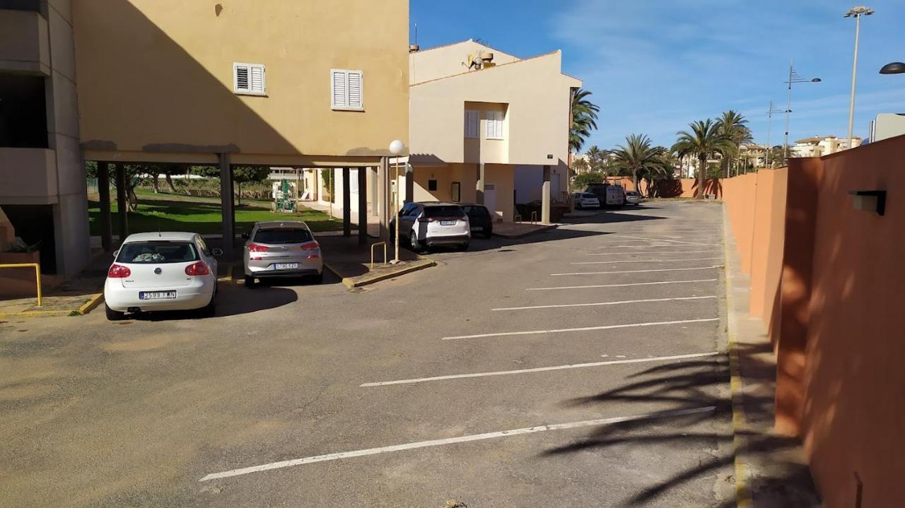 Atractivo Apartamento En La Playa Con Parking โรเกตัสเดมาร์ ภายนอก รูปภาพ